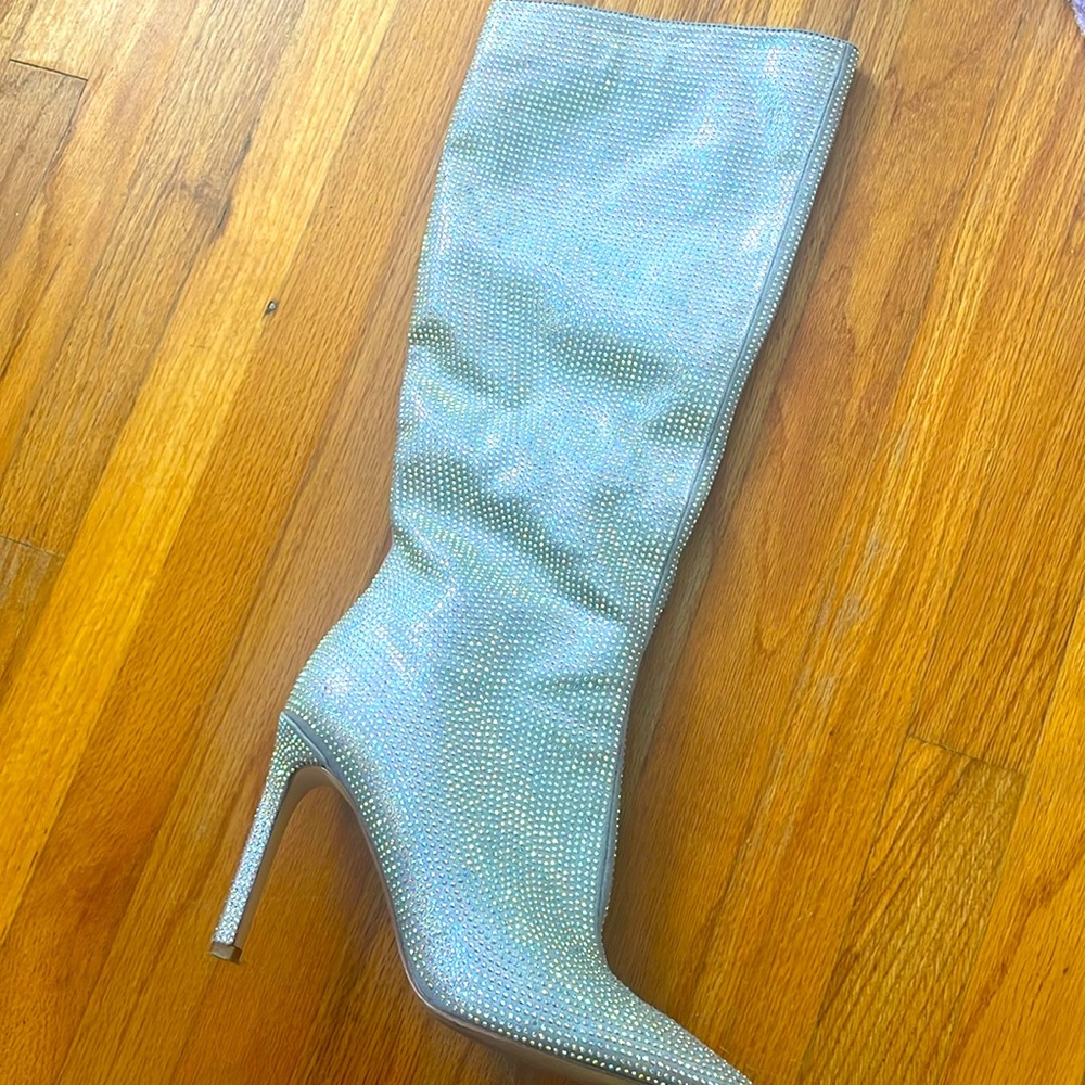 Taylor Swift eras tour tall boots